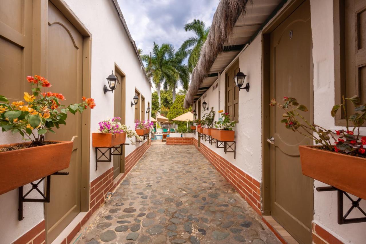Entre Palmas Casa Hotel Santa Fe de Antioquia Ngoại thất bức ảnh